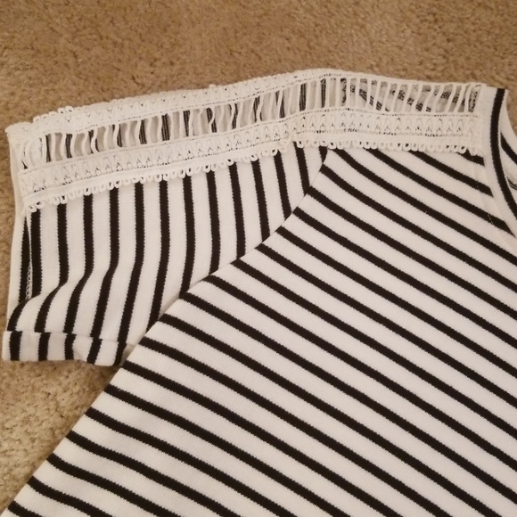 Rachel Roy Open Back Crop💙 - Picture 3 of 8